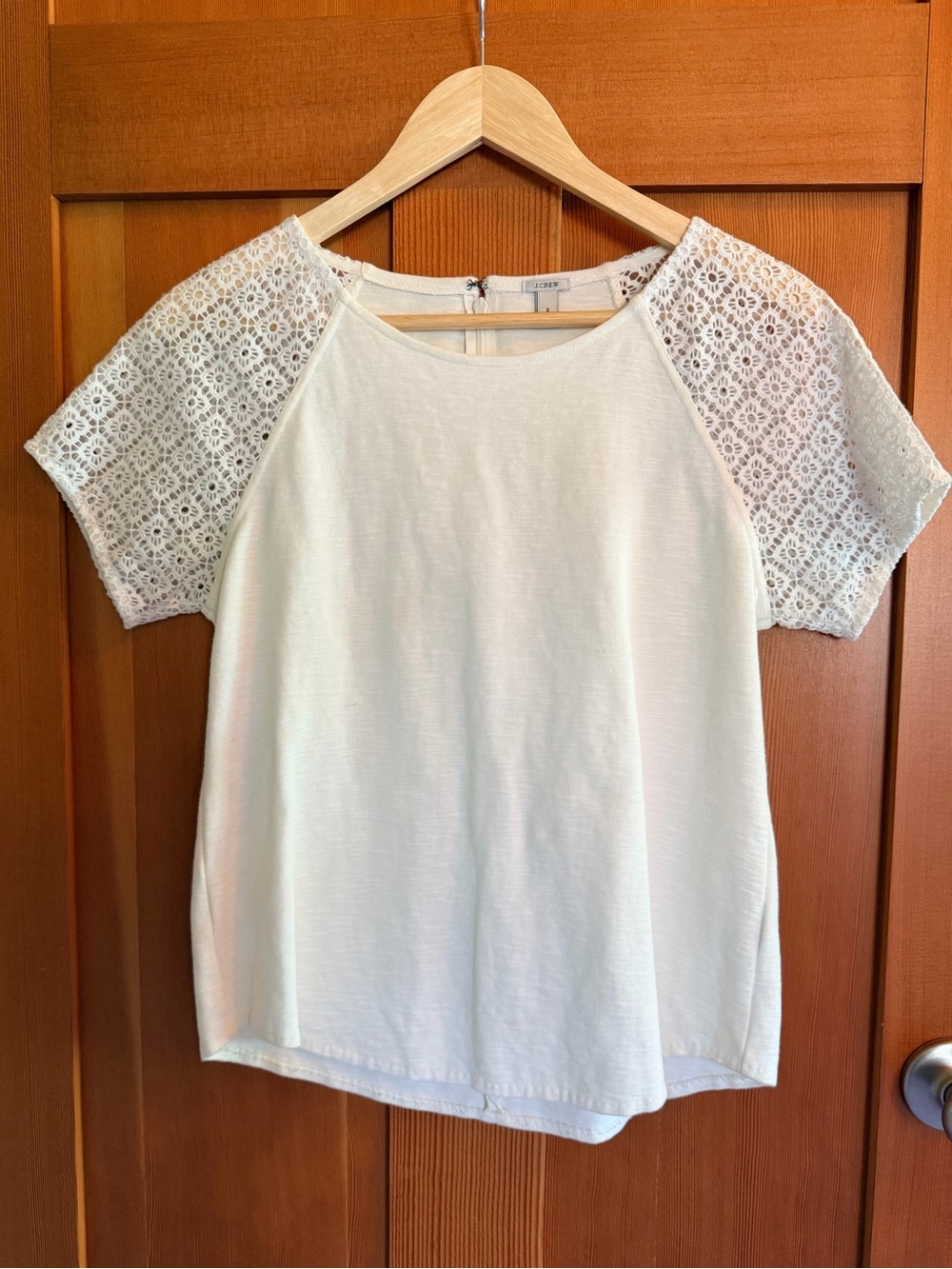 J. Crew women’s too with lace sleevs